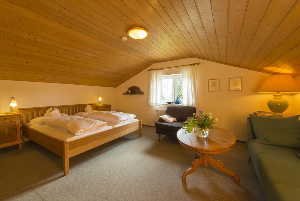 Kraeuterpension Saeumerpfad Mauth Room photo